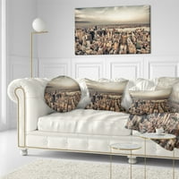 Designart Manhattan neboderi Aerial View - Moderni jastuk za bacanje grada - 12x20